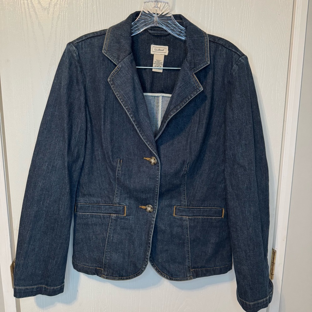 Retro L.L. Bean Women's Classic Blue Jean Jacket